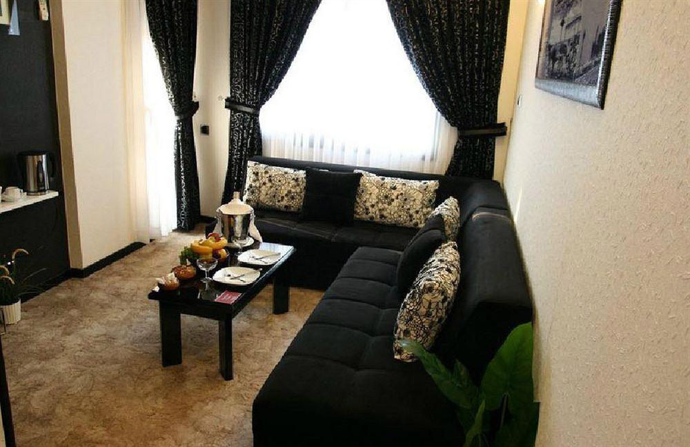 Aksan Hotel 伊兹密尔 外观 照片