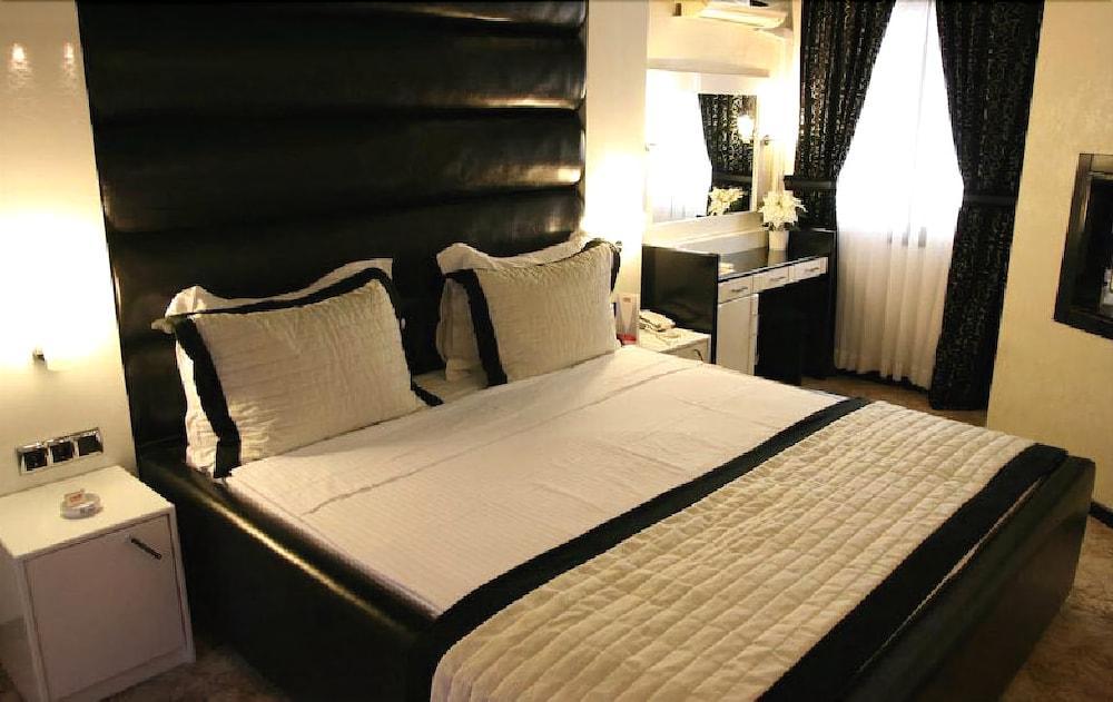 Aksan Hotel 伊兹密尔 外观 照片