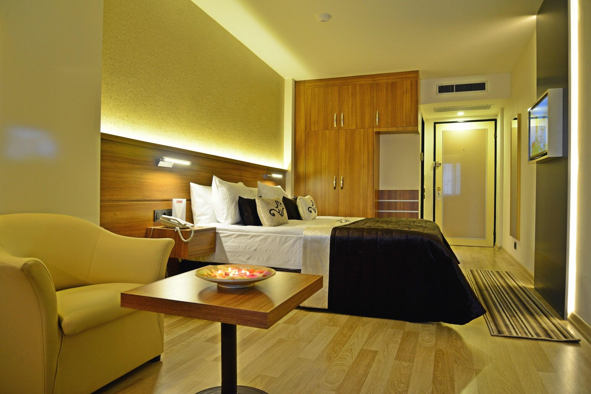 Aksan Hotel 伊兹密尔 外观 照片