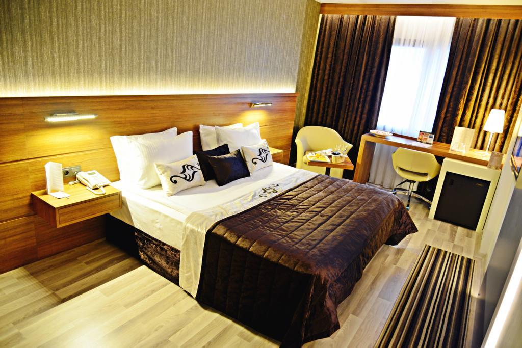 Aksan Hotel 伊兹密尔 外观 照片