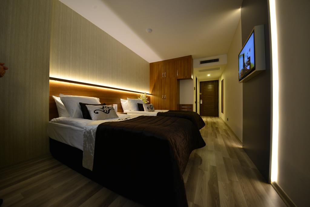 Aksan Hotel 伊兹密尔 外观 照片