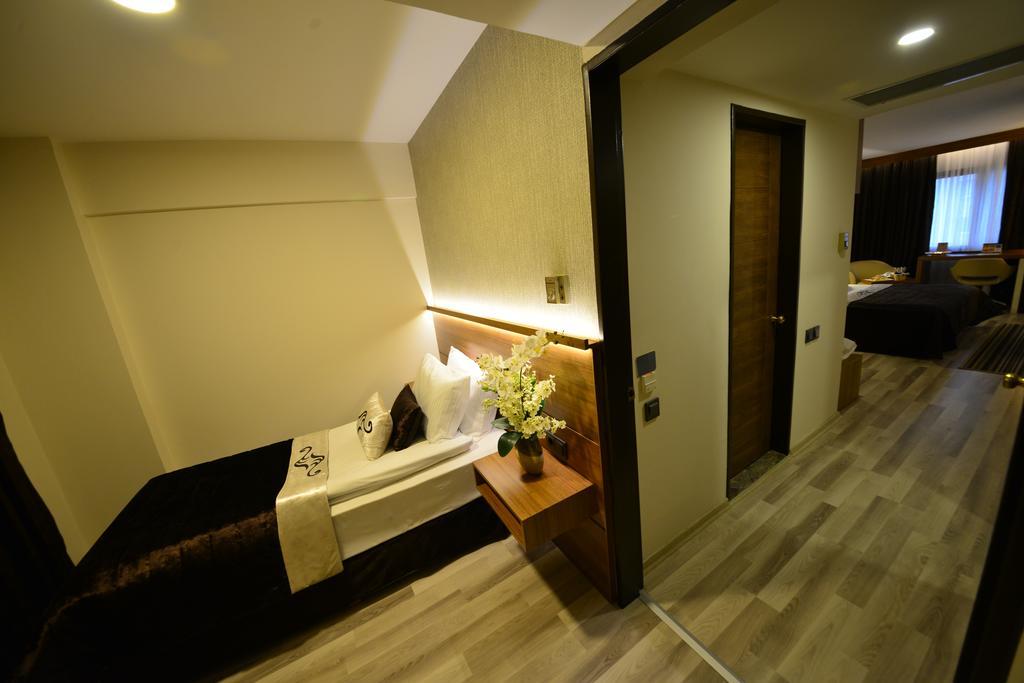 Aksan Hotel 伊兹密尔 外观 照片