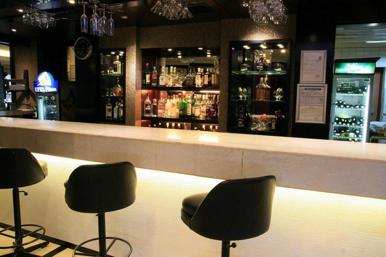 Aksan Hotel 伊兹密尔 外观 照片
