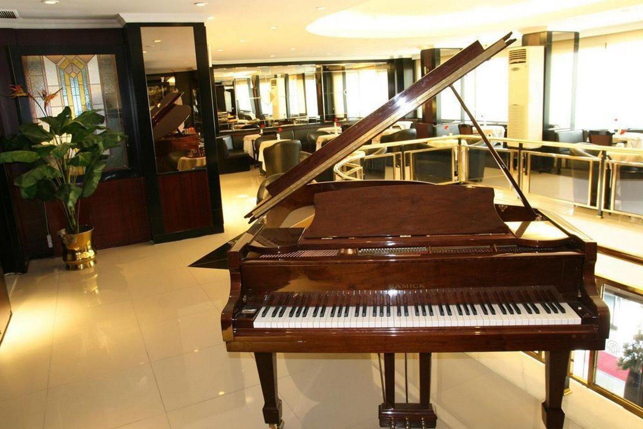 Aksan Hotel 伊兹密尔 外观 照片