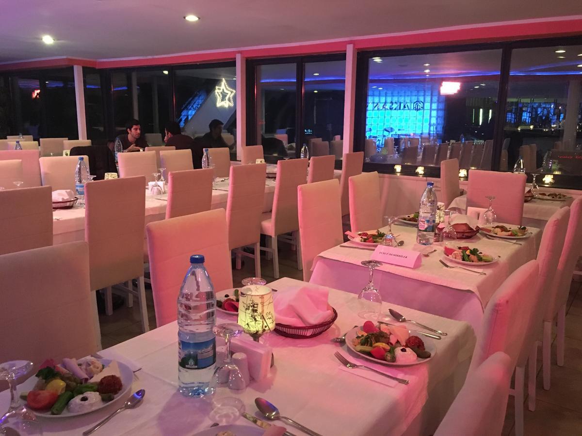 Aksan Hotel 伊兹密尔 外观 照片